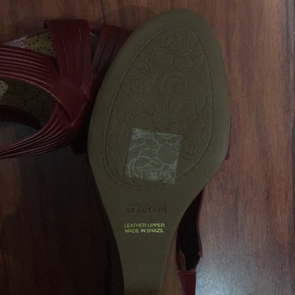 Kenneth Cole shoes. Size 8. Brand new still in box - Picture 4 of 6